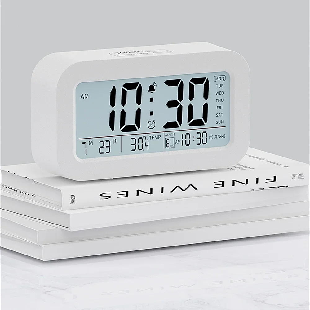 Battery Powered LCD Alarm Clock TEMP Date Week 3 Alarms Backlight Snooze Table Clock Night Vision Function12/24H Digital Clock